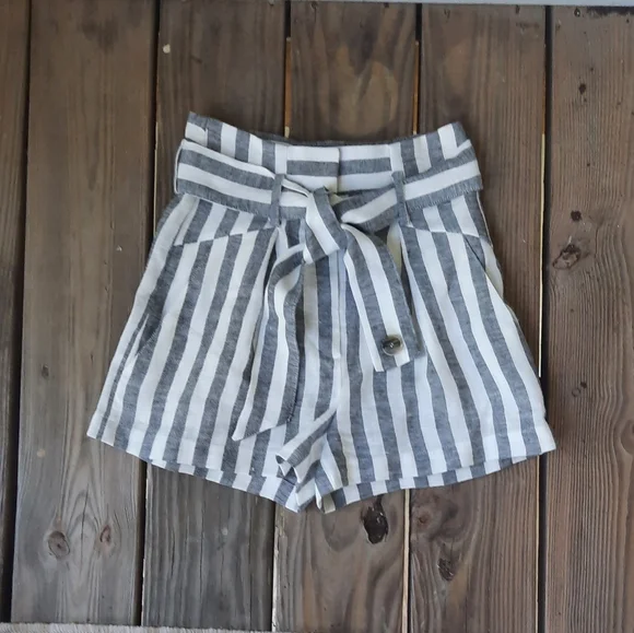 IRO Lula Shorts - Picture 3 of 5